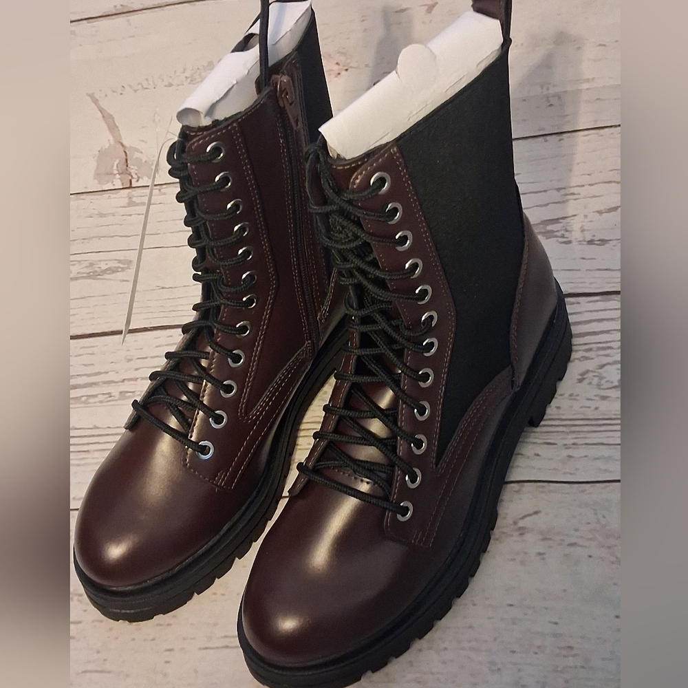 No Boundaries Women's Burgundy and Black Combat Boots Size 8 - Picture 4 of 8